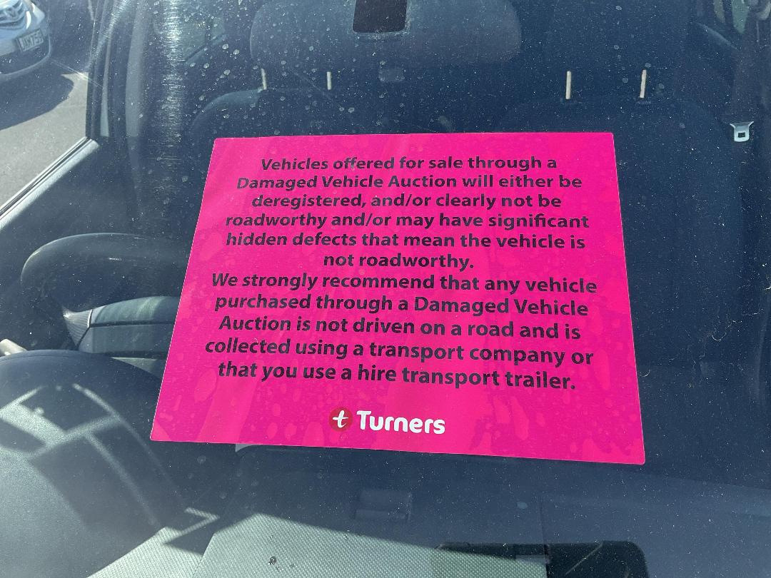 Photo '13' of Mazda Demio