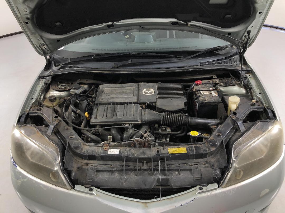 Photo '6' of Mazda Demio