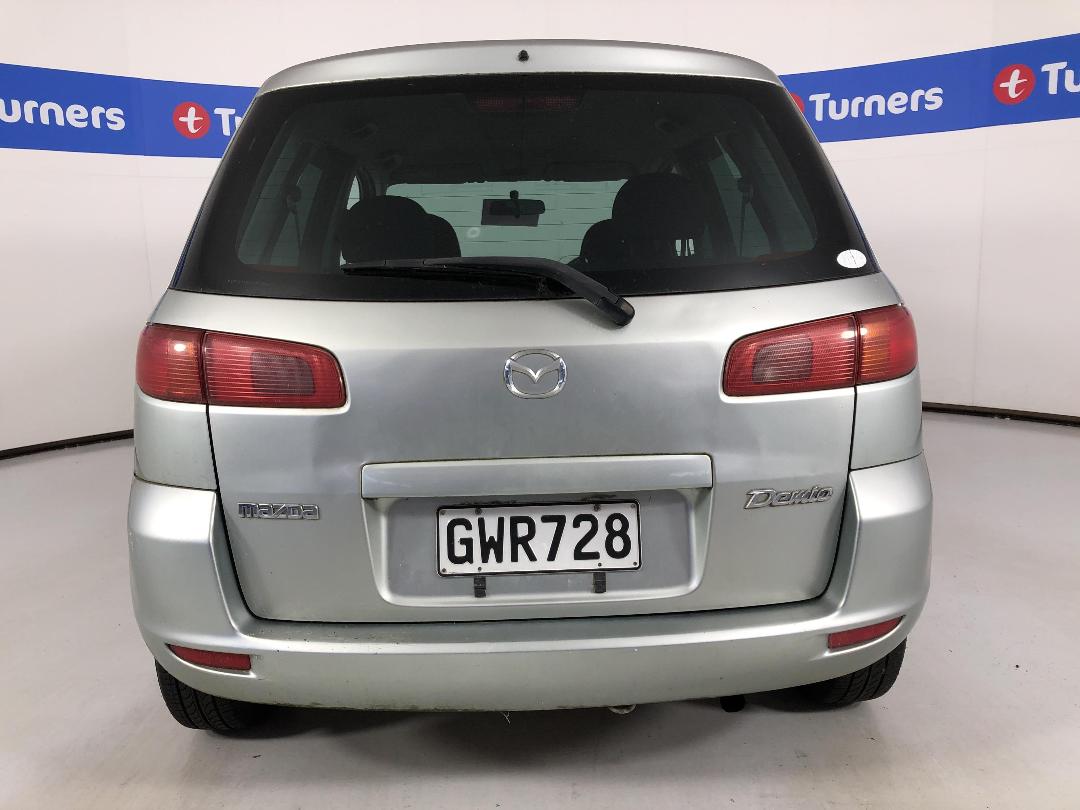 Photo '9' of Mazda Demio