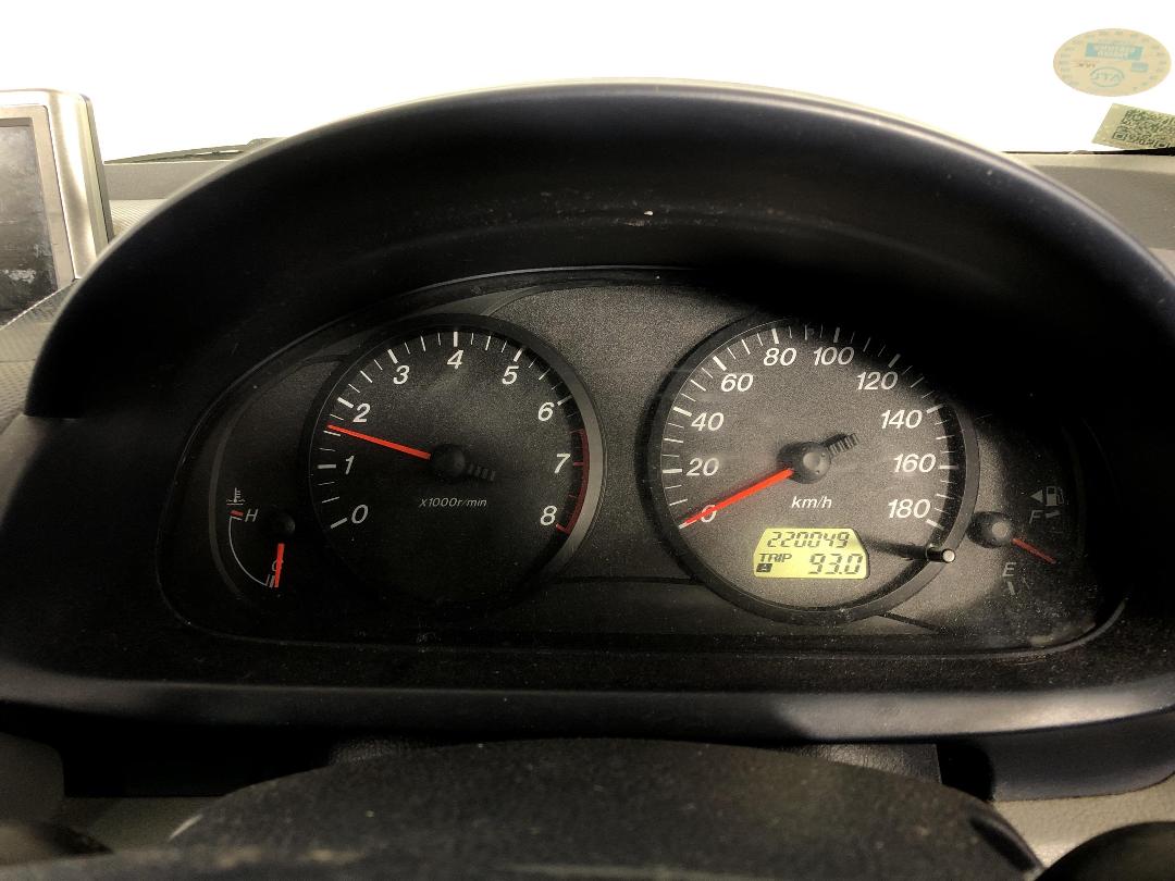 Photo '16' of Mazda Demio