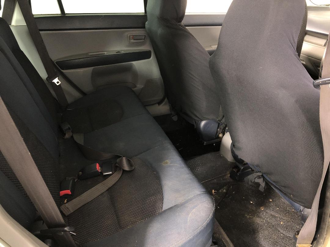 Photo '18' of Mazda Demio