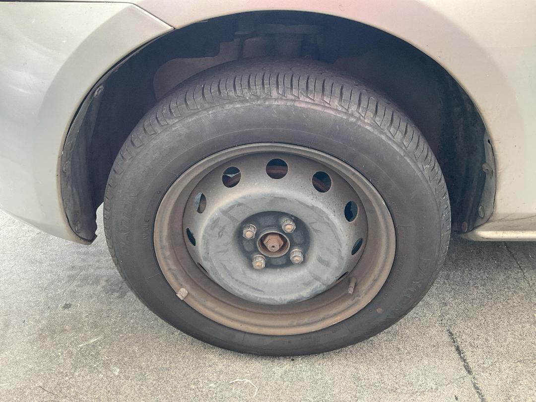 Photo '19' of Mazda Demio