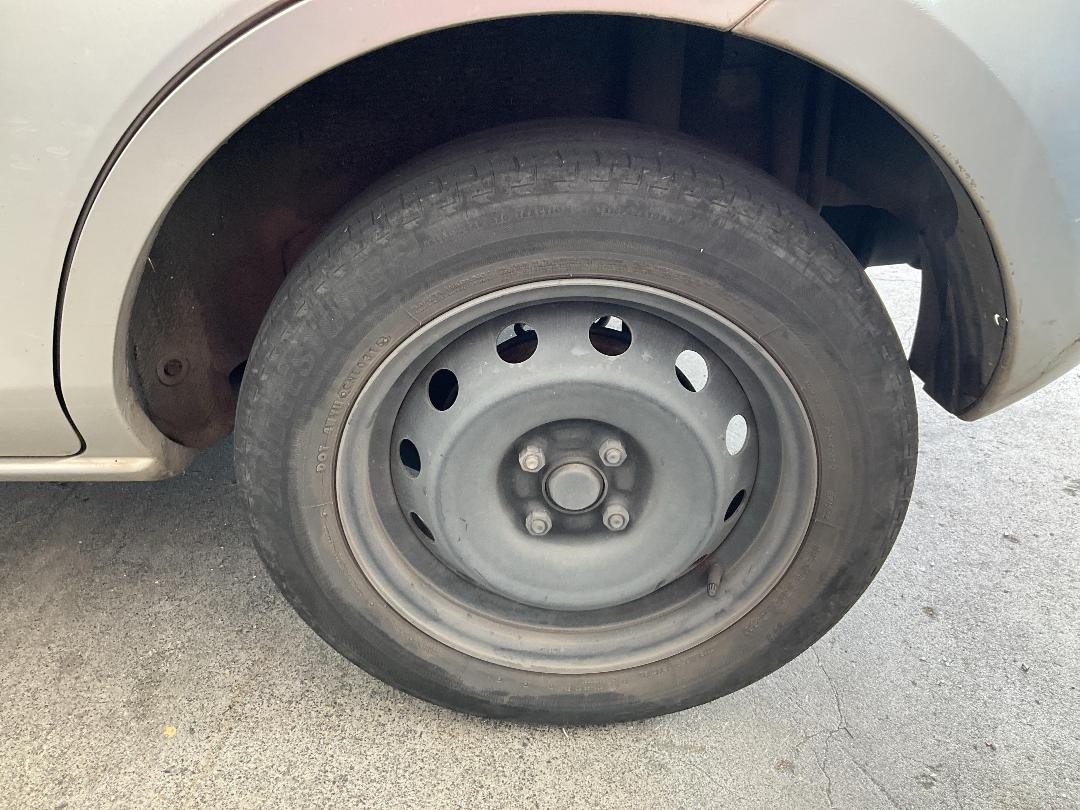 Photo '20' of Mazda Demio