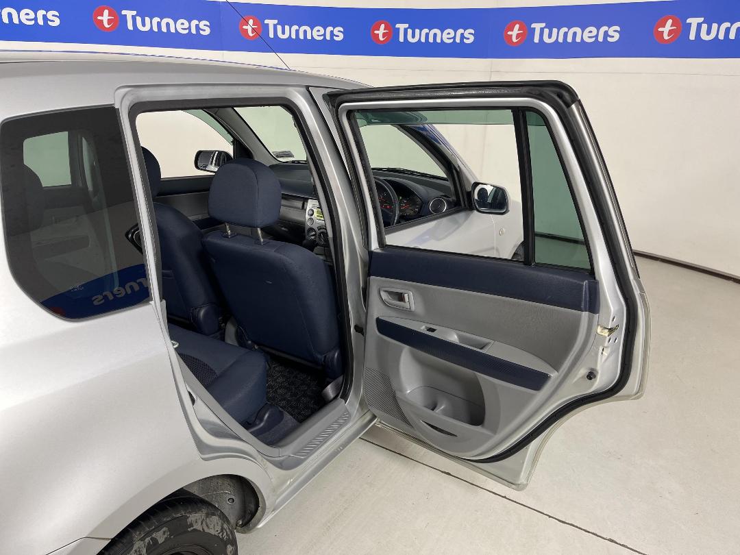 Photo '19' of Mazda Demio Photo '19' of Mazda Demio