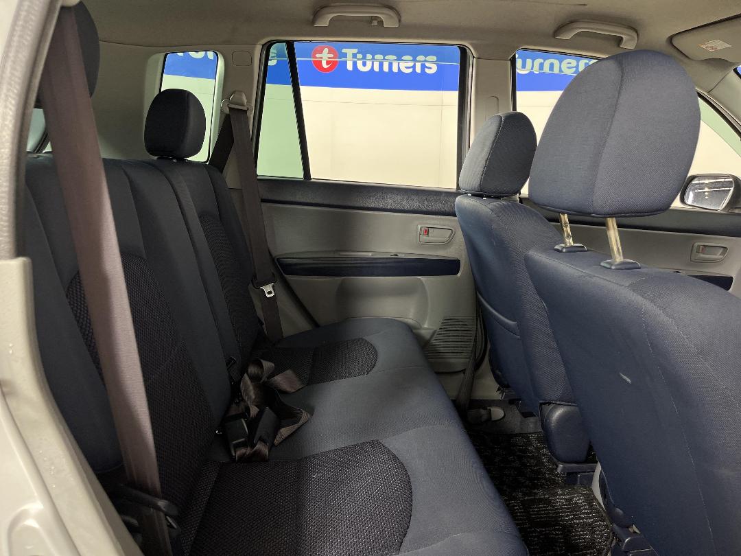 Photo '20' of Mazda Demio Photo '20' of Mazda Demio