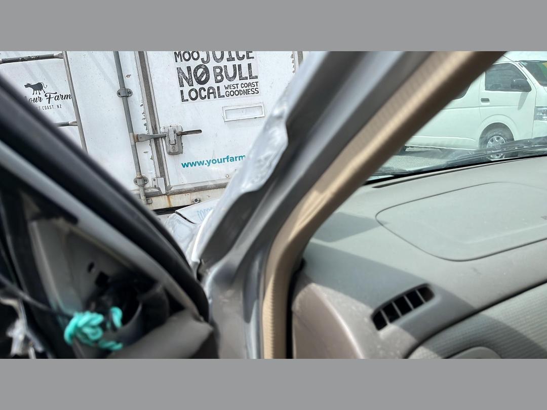 Photo '8' of Mazda Familia