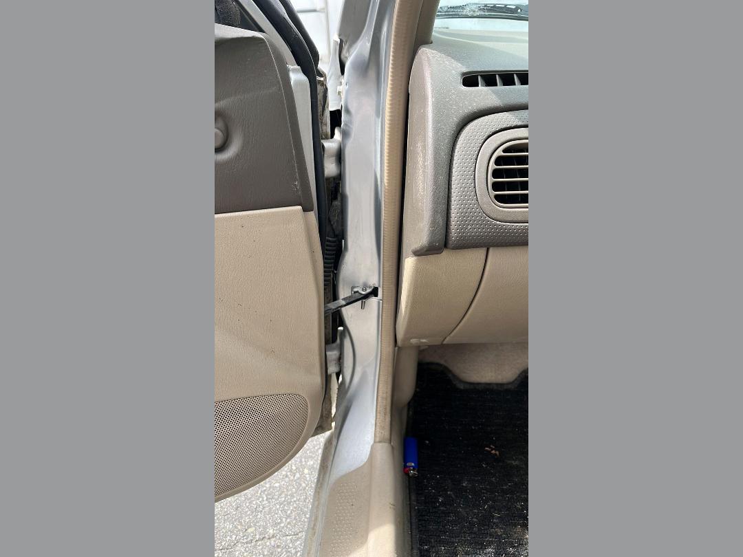 Photo '9' of Mazda Familia