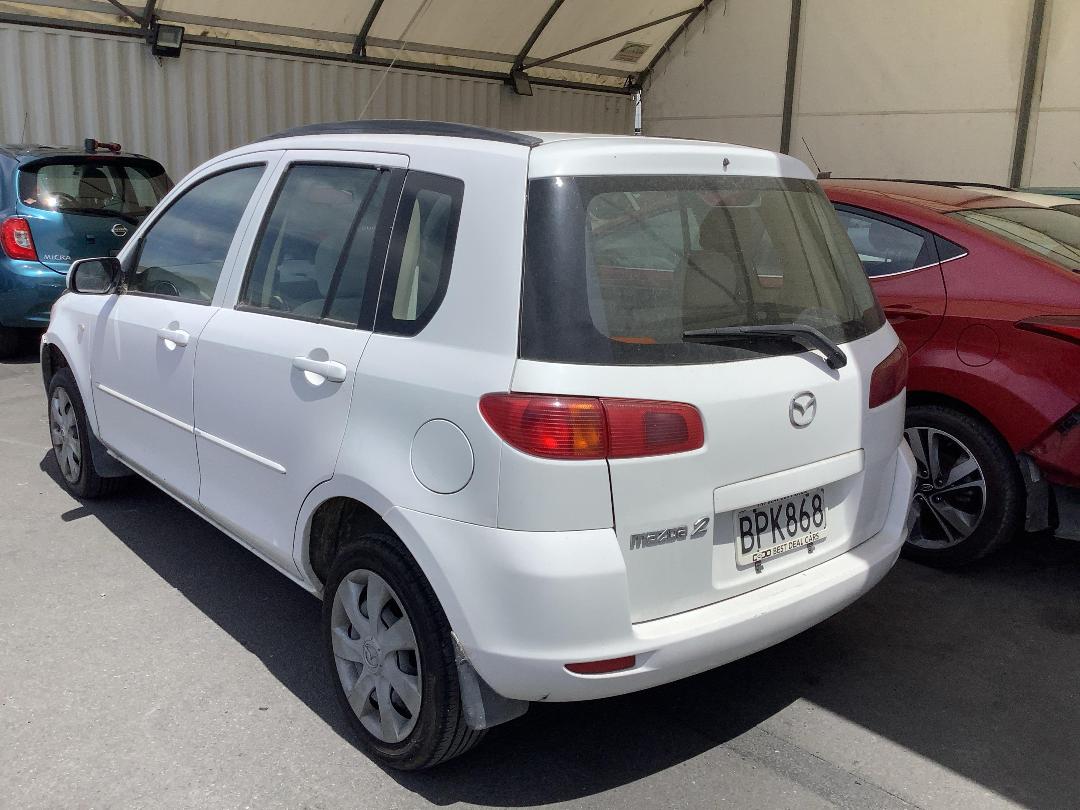 Photo '5' of Mazda Mazda2