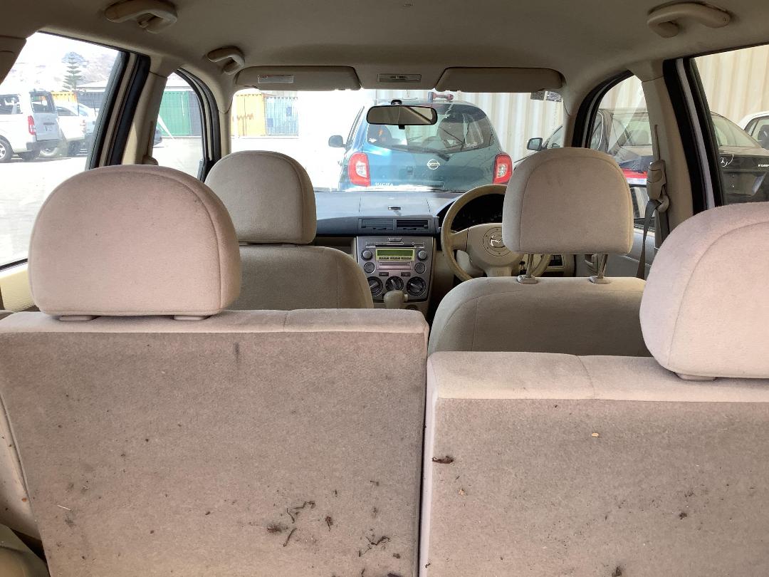 Photo '8' of Mazda Mazda2