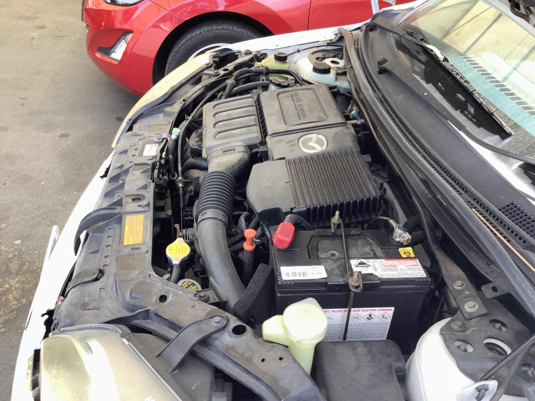 Photo '18' of Mazda Mazda2