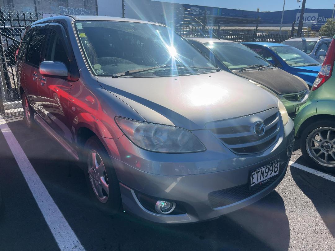 Photo '3' of Mazda MPV 2300