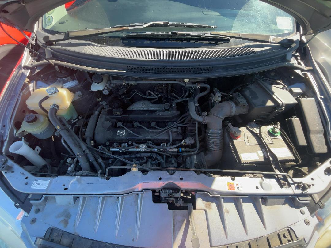 Photo '10' of Mazda MPV 2300