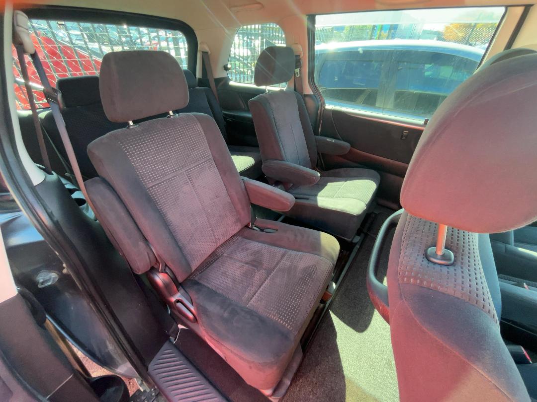 Photo '15' of Mazda MPV 2300