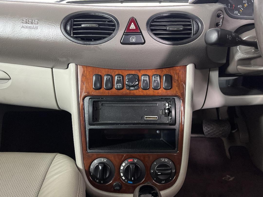 Photo '18' of Mercedes-Benz A-Class