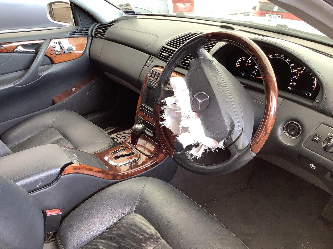 Photo '11' of Mercedes-Benz CL-Class CL 500 Photo '11' of Mercedes-Benz CL-Class CL 500