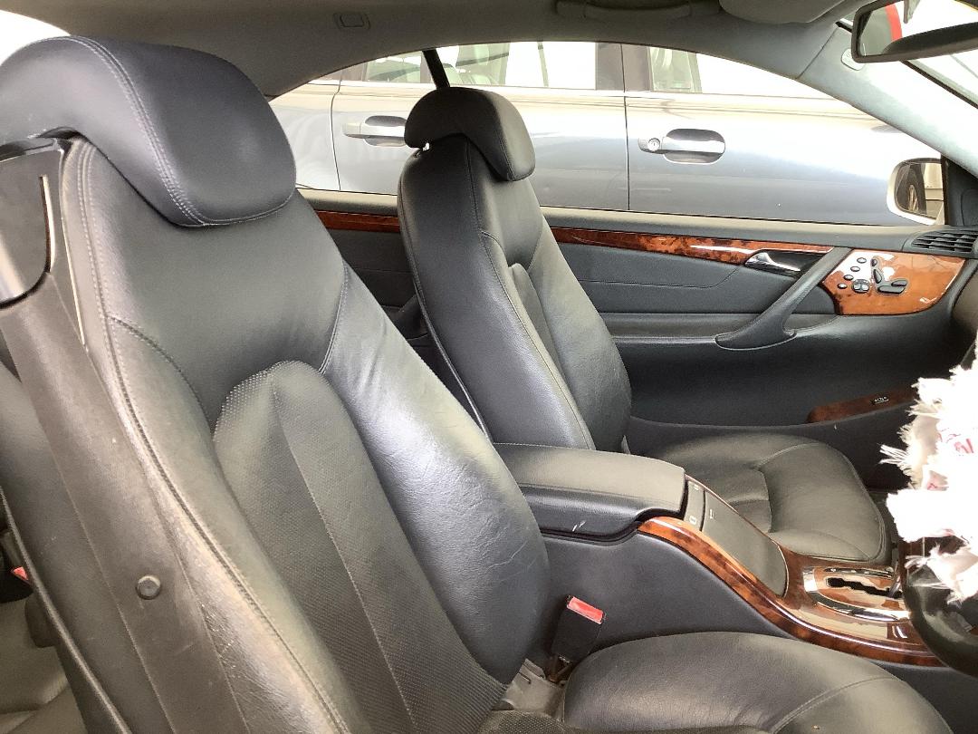 Photo '13' of Mercedes-Benz CL-Class CL 500 Photo '13' of Mercedes-Benz CL-Class CL 500