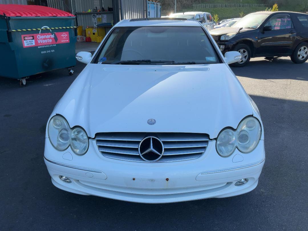 Photo '2' of Mercedes-Benz CLK 320