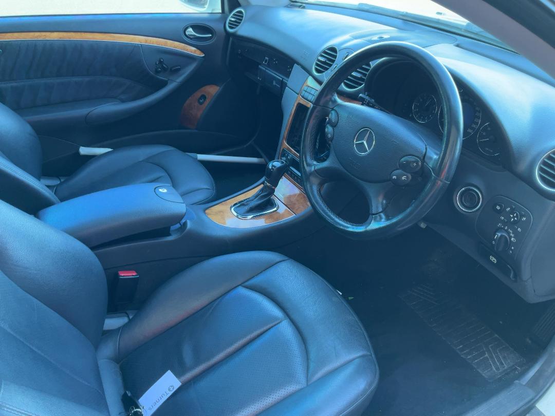 Photo '16' of Mercedes-Benz CLK 320