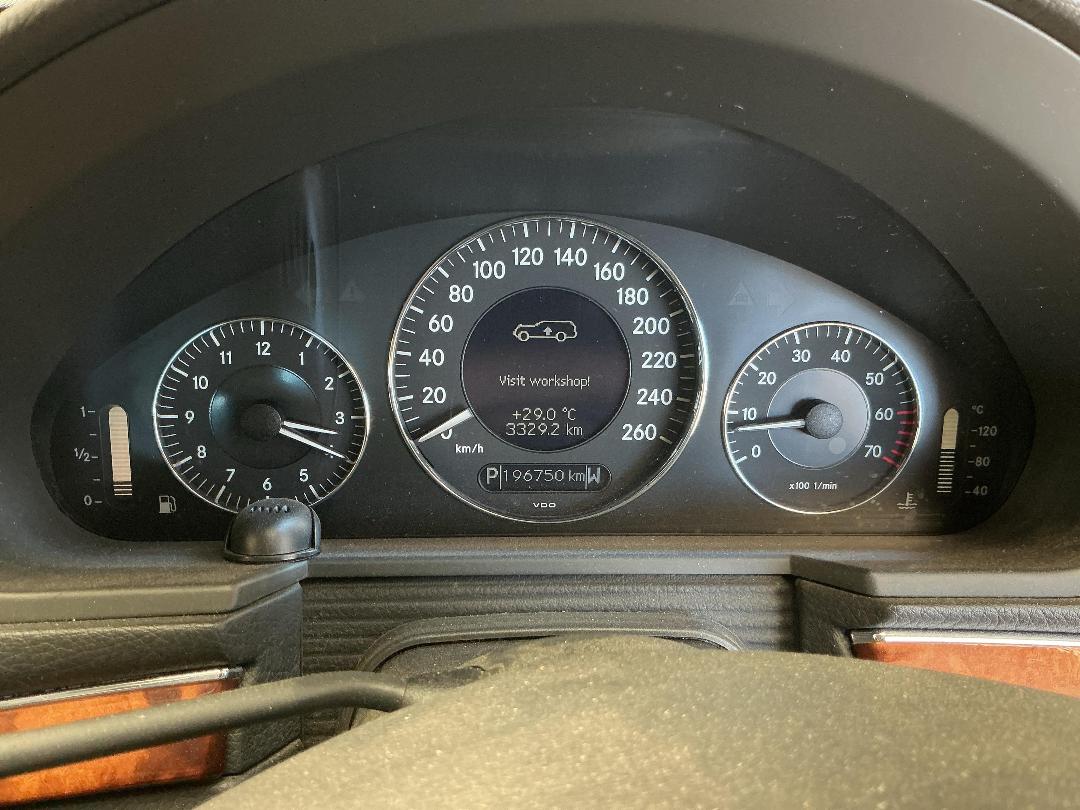 Photo '5' of Mercedes-Benz E-Class