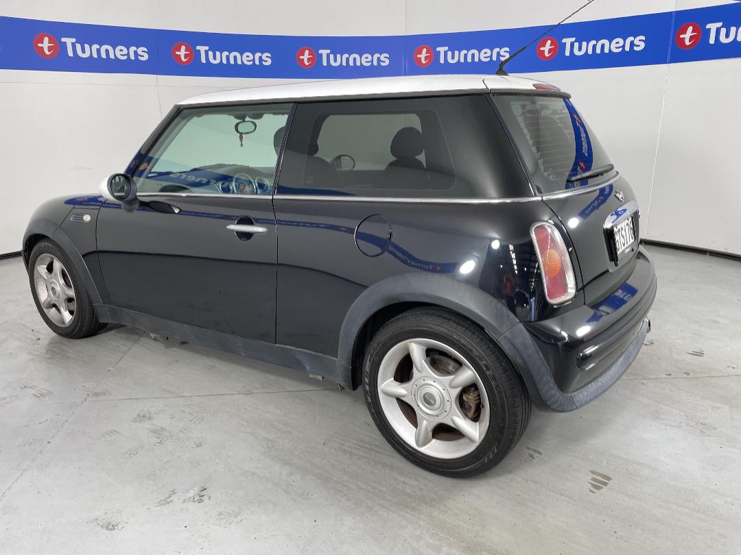 Photo '5' of Mini Cooper Photo '5' of Mini Cooper