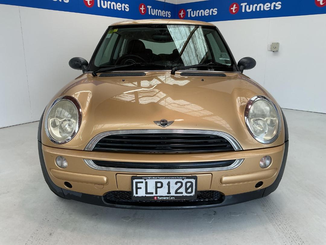 Photo '2' of Mini ONE Photo '2' of Mini ONE