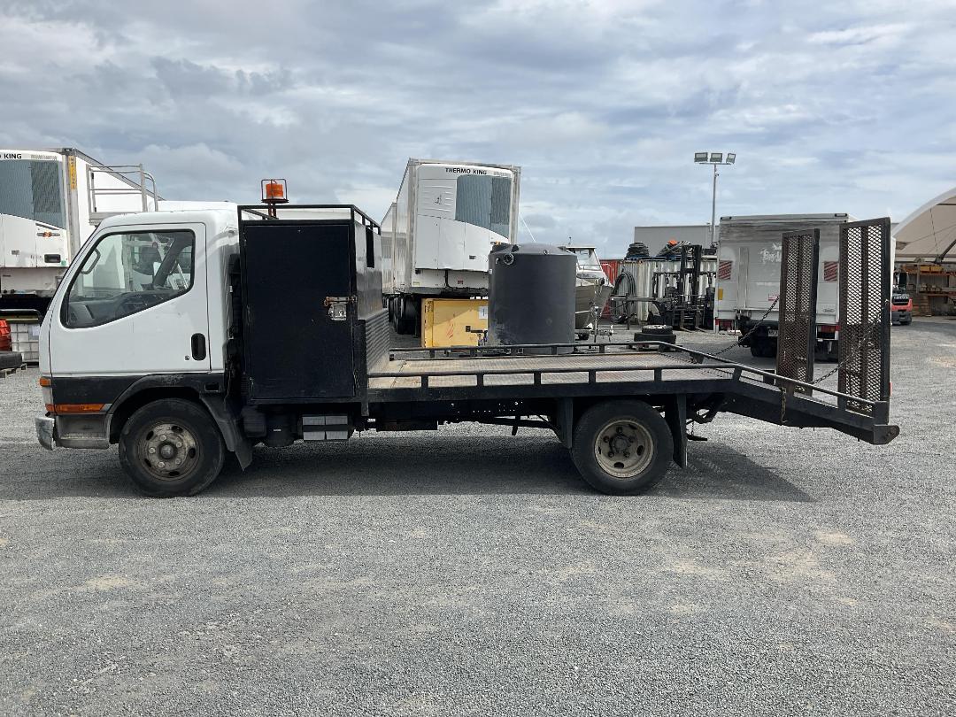 Photo '7' of Mitsubishi Canter FE112E6 Transporter