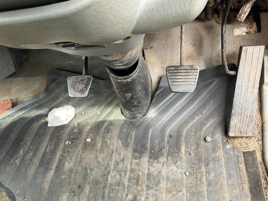 Photo '14' of Mitsubishi Canter FE112E6 Transporter