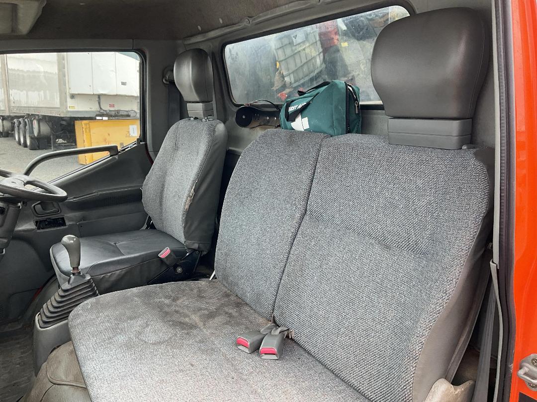 Photo '22' of Mitsubishi Canter FE112E6 Transporter