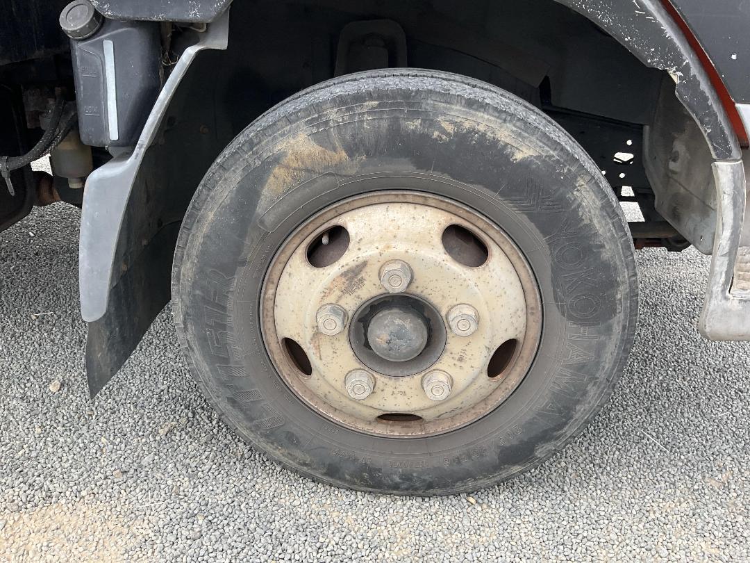 Photo '35' of Mitsubishi Canter FE112E6 Transporter