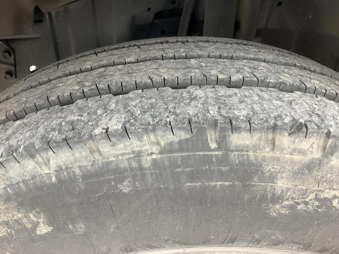 Photo '42' of Mitsubishi Canter FE112E6 Transporter