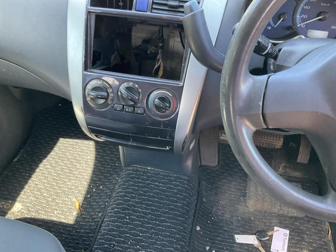 Photo '10' of Mitsubishi Colt Photo '10' of Mitsubishi Colt