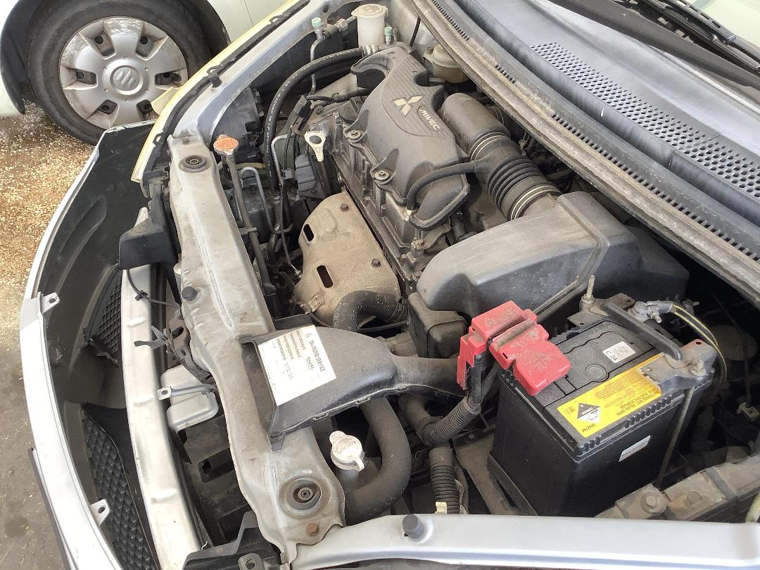 Photo '10' of Mitsubishi Colt