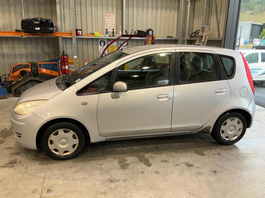 Photo '6' of Mitsubishi Colt