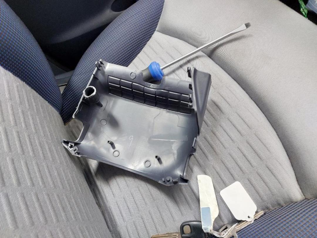 Photo '14' of Mitsubishi Colt