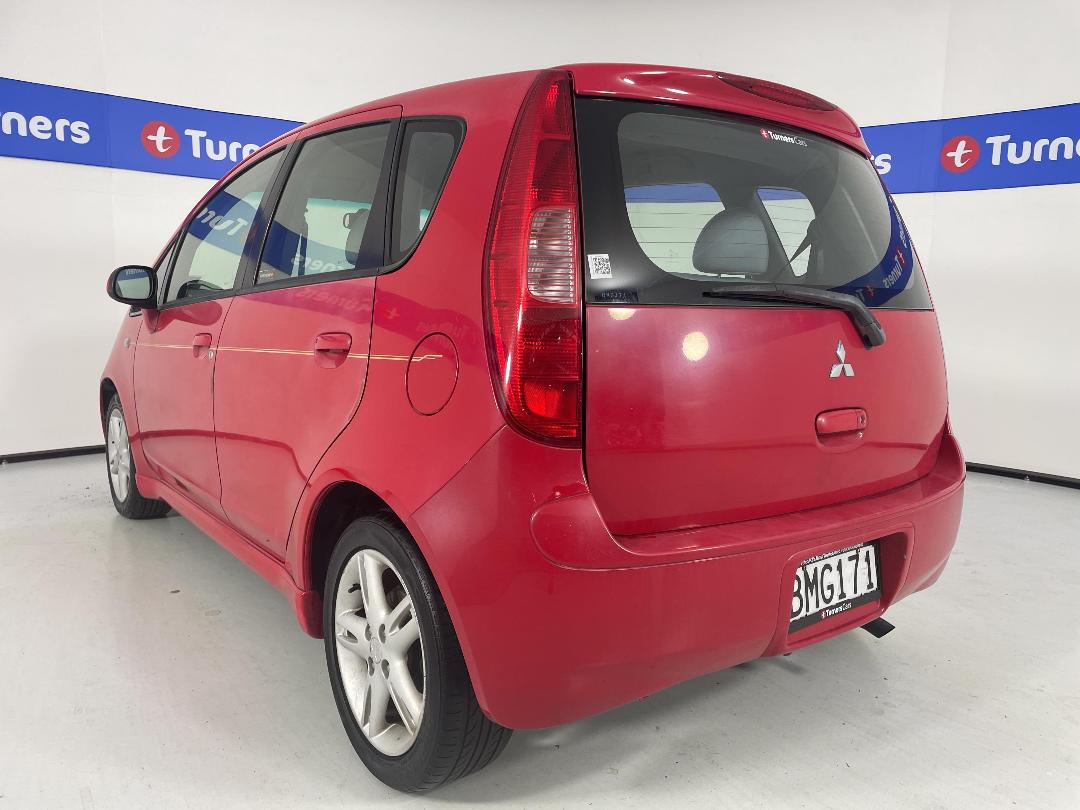 Photo '5' of Mitsubishi Colt Photo '5' of Mitsubishi Colt