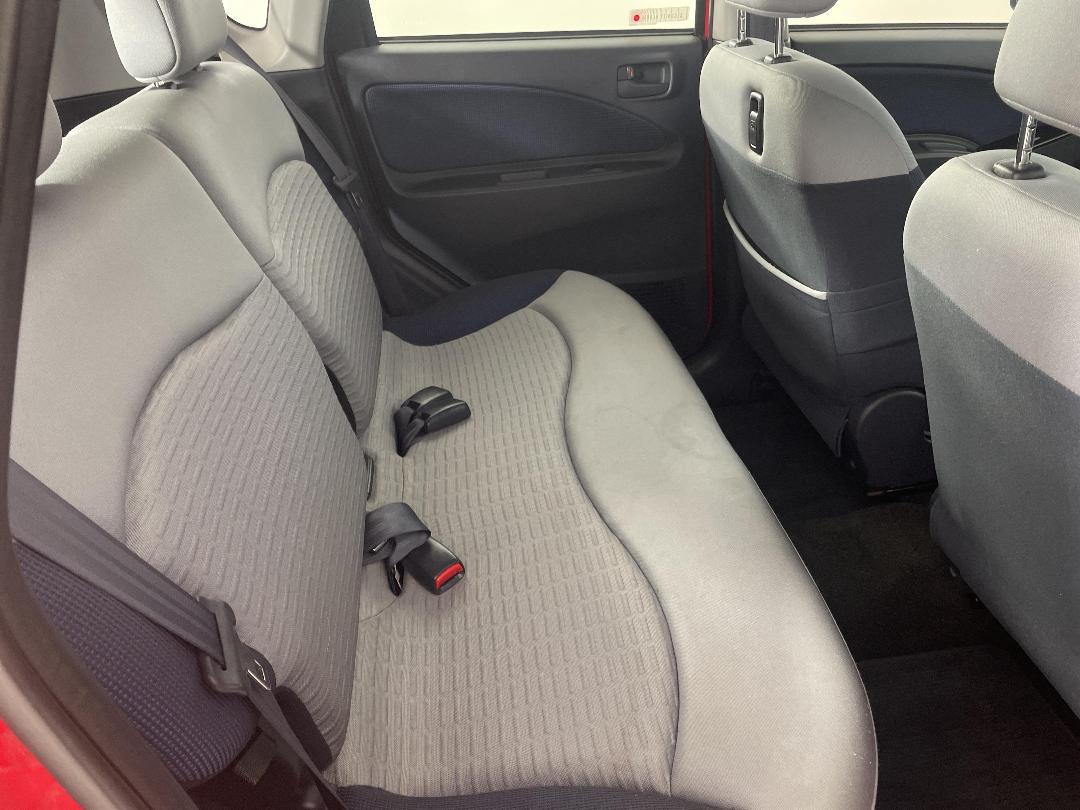 Photo '20' of Mitsubishi Colt Photo '20' of Mitsubishi Colt