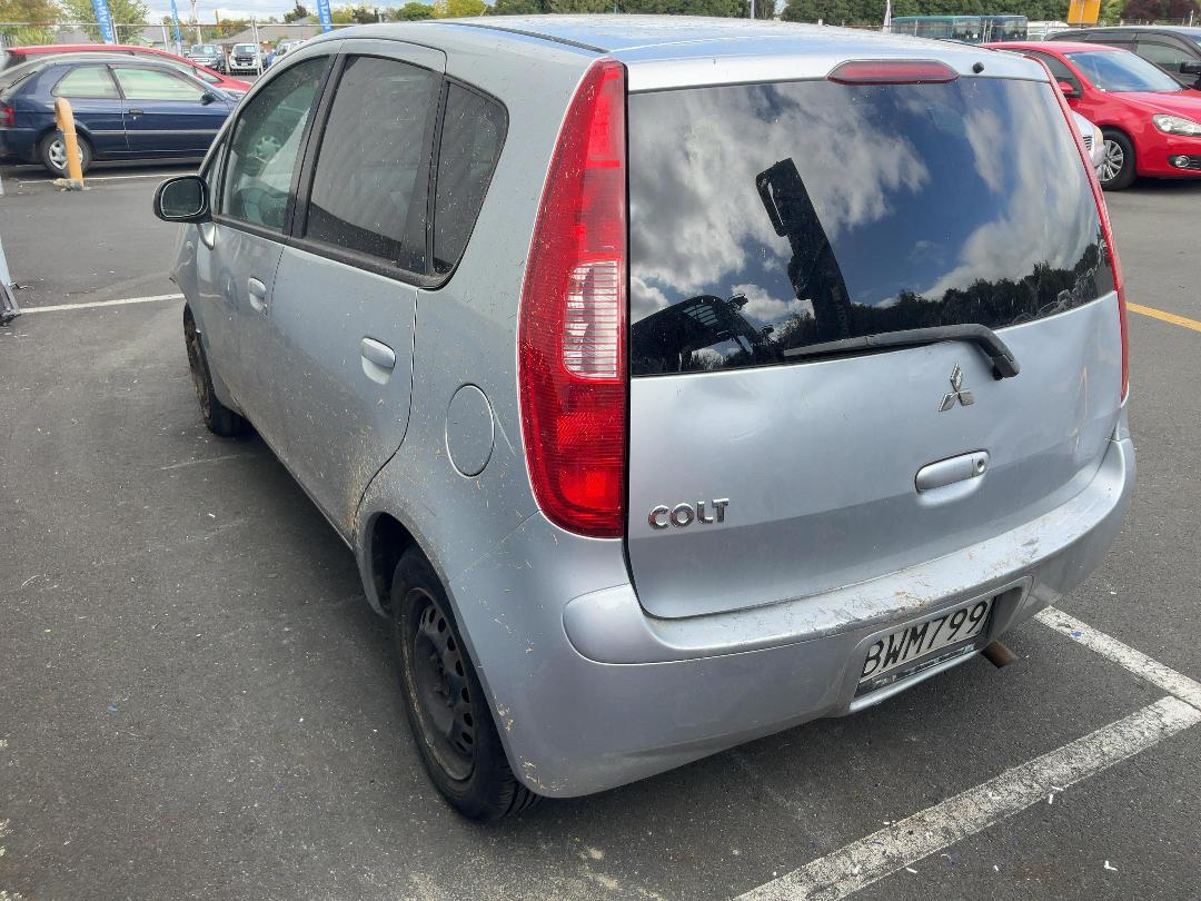 Photo '3' of Mitsubishi Colt