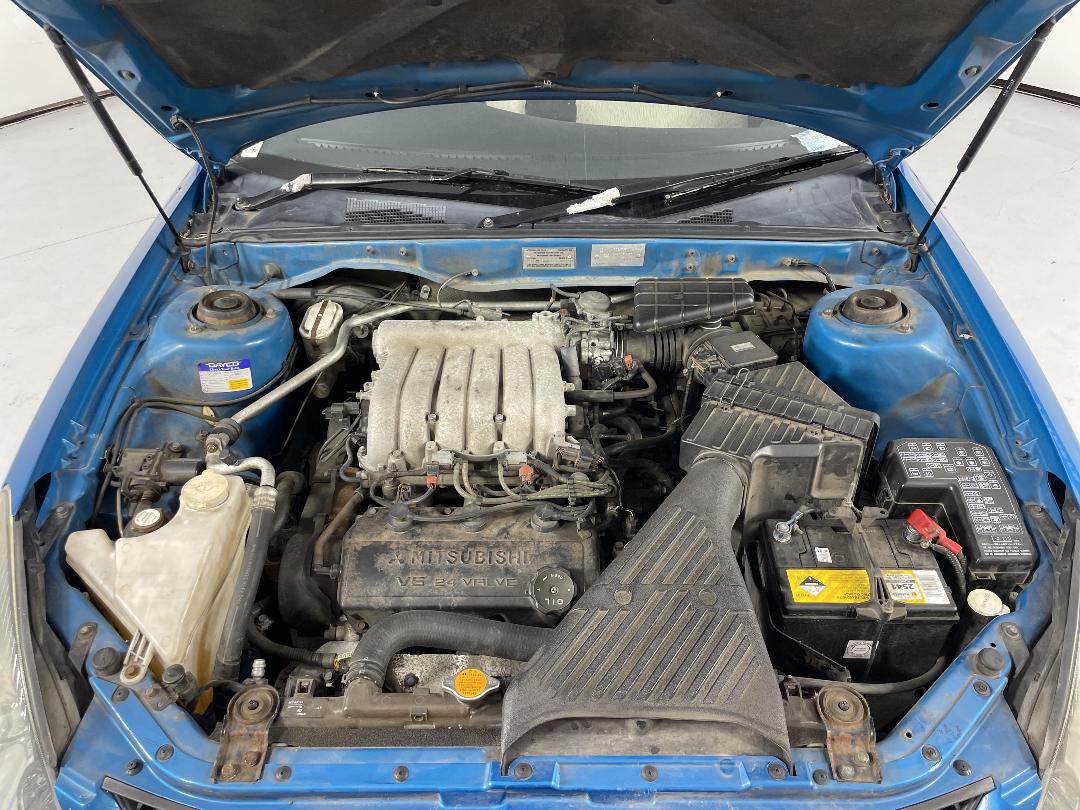 Photo '11' of Mitsubishi Diamante ES