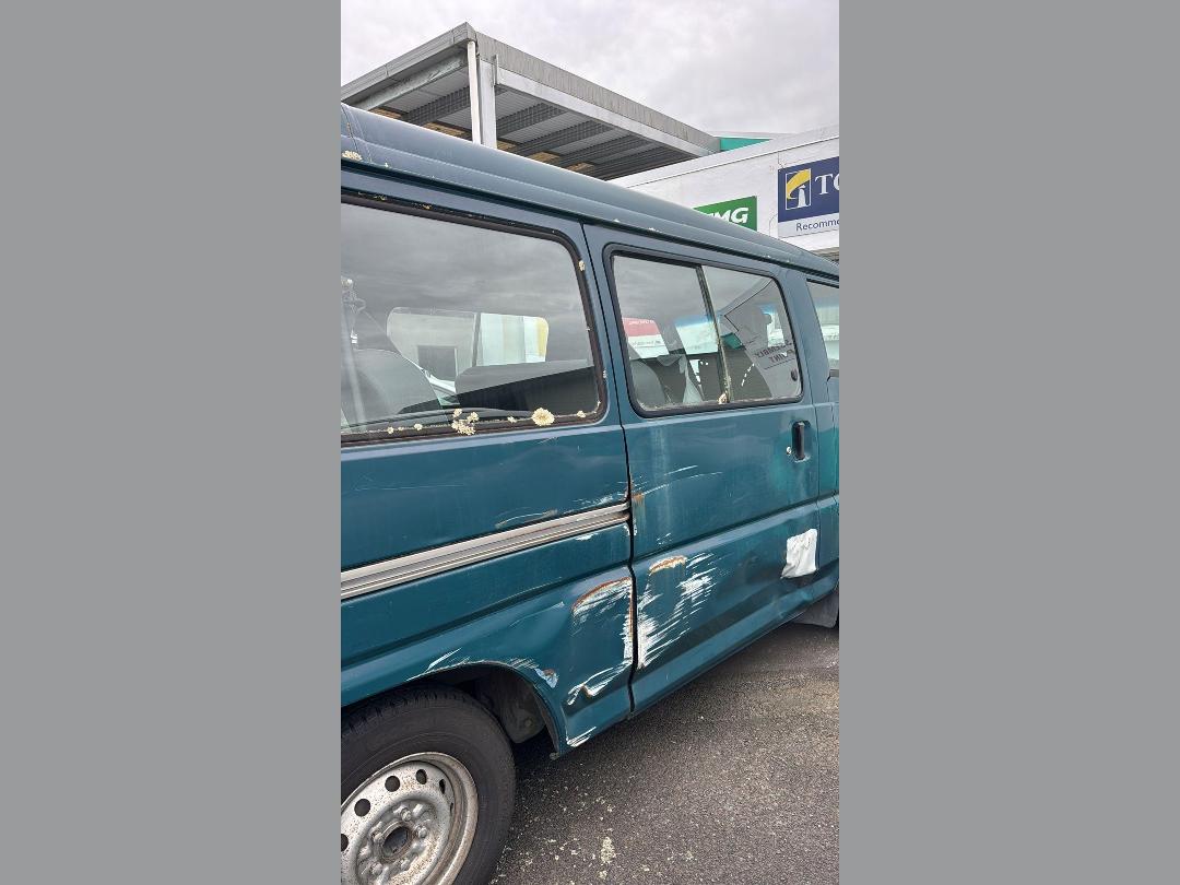 Photo '7' of Mitsubishi L300 LWB 5R