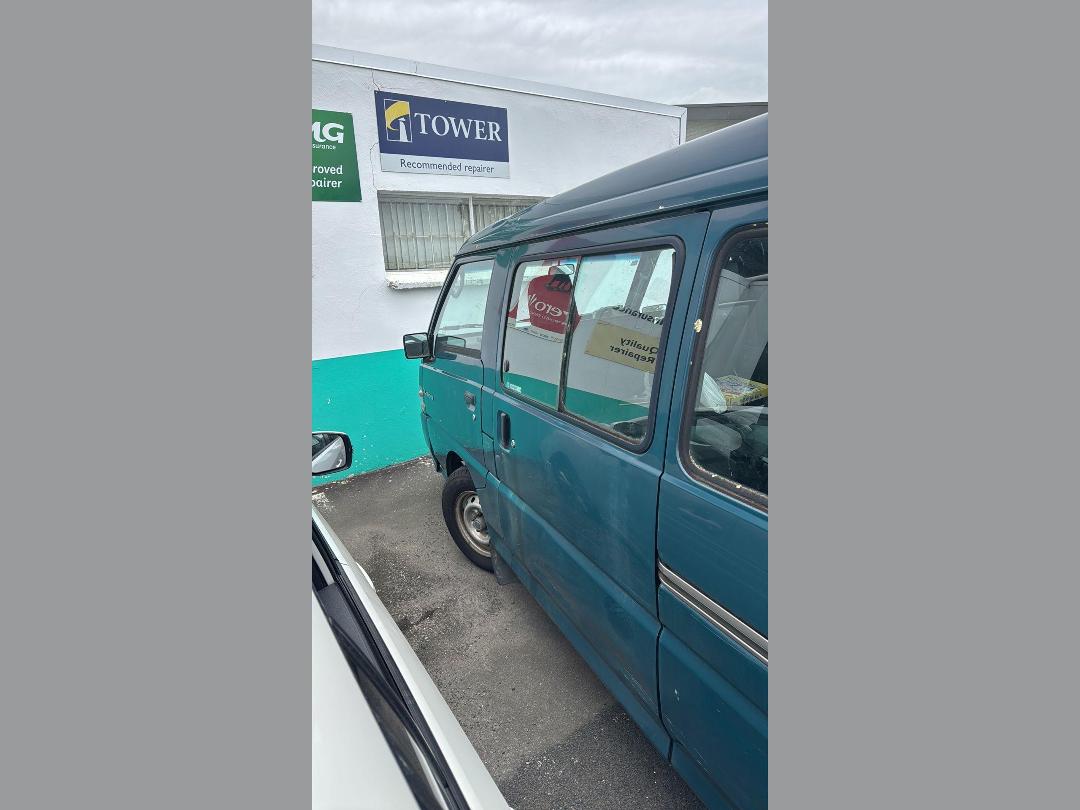 Photo '12' of Mitsubishi L300 LWB 5R