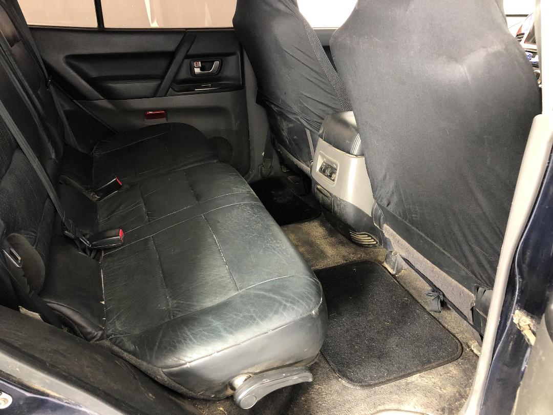 Photo '20' of Mitsubishi Pajero