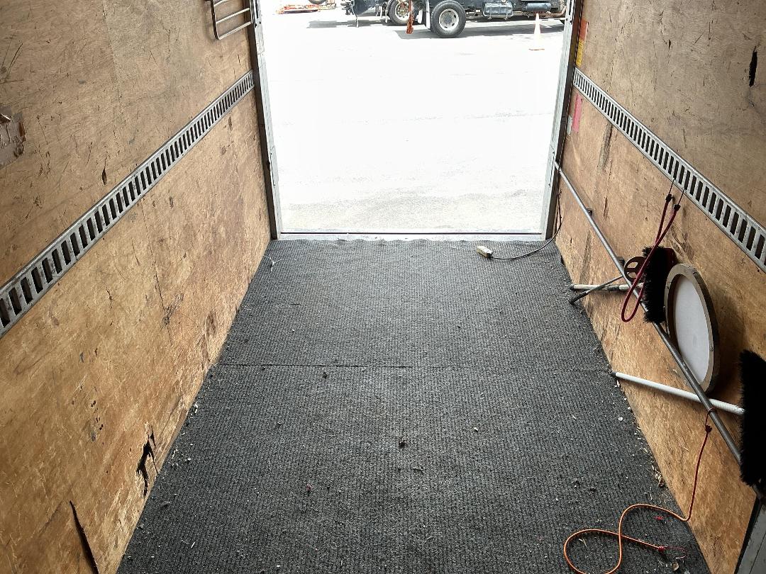 Photo '19' of Nissan Atlas AKR81L Box Body