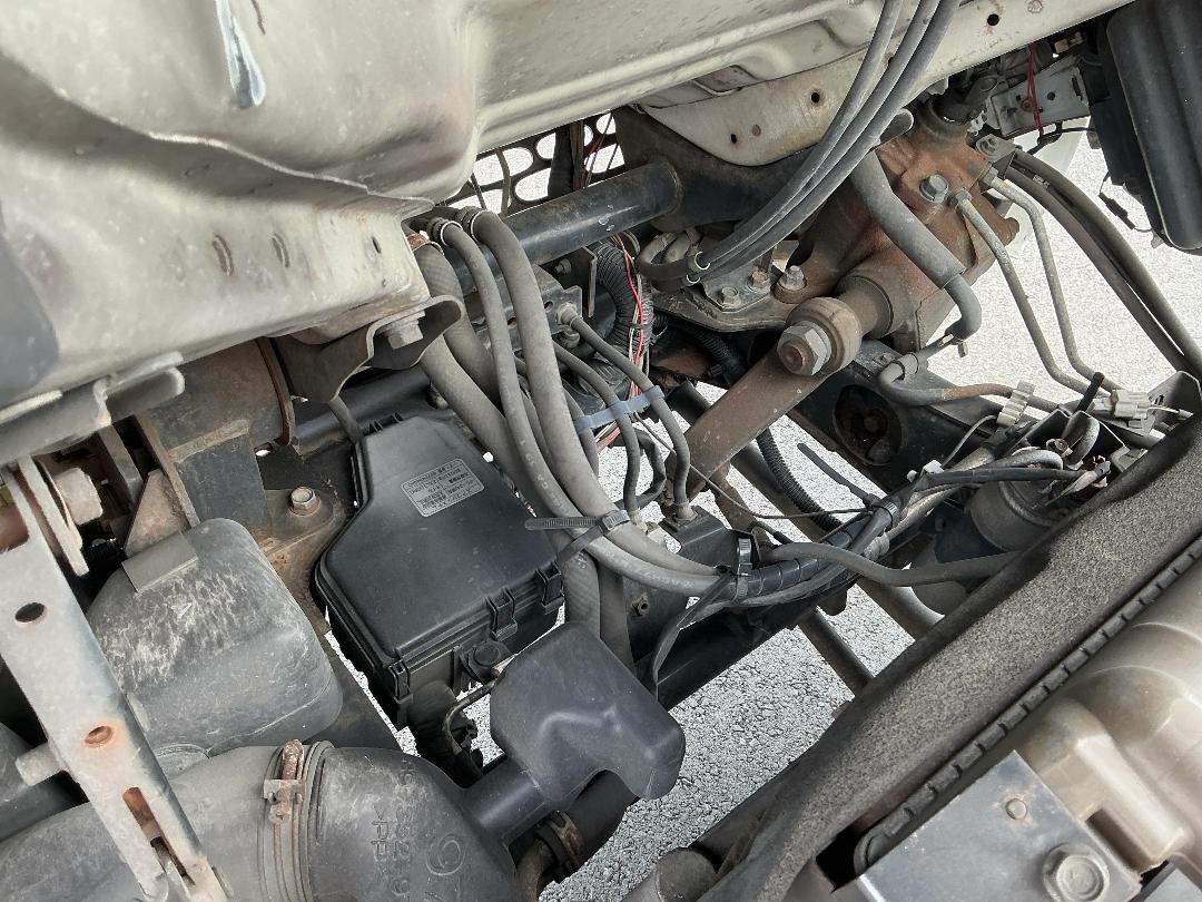 Photo '23' of Nissan Atlas AKR81L Box Body