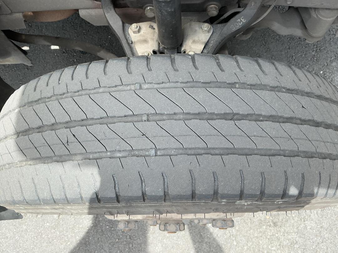 Photo '26' of Nissan Atlas AKR81L Box Body