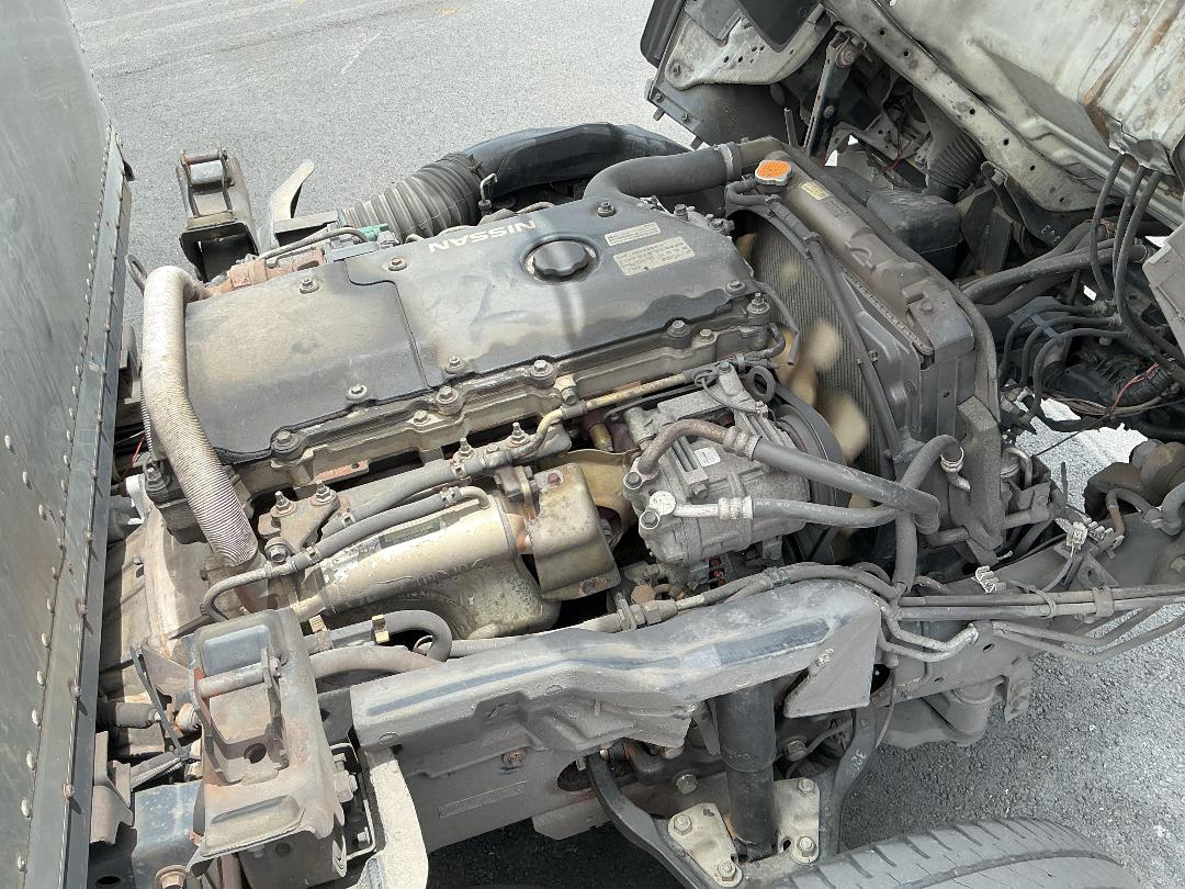 Photo '25' of Nissan Atlas AKR81L Box Body