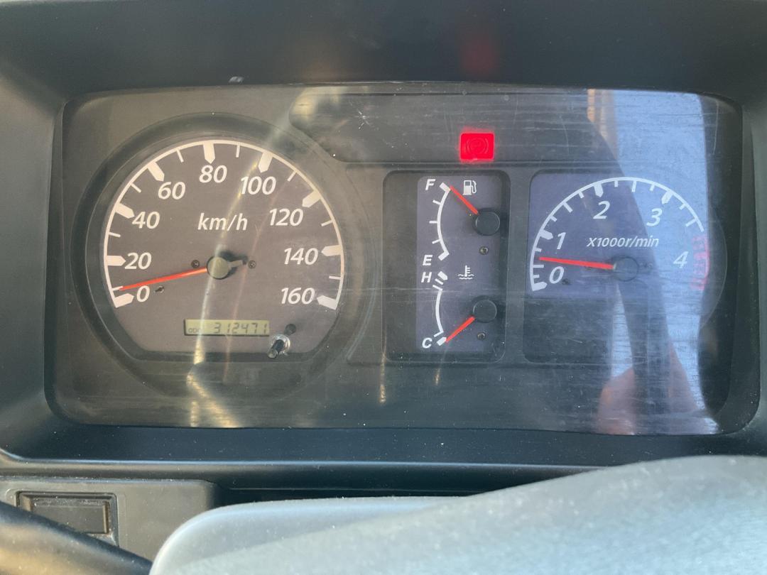 Photo '16' of Nissan Atlas NKN1SF Box Body Photo '16' of Nissan Atlas NKN1SF Box Body