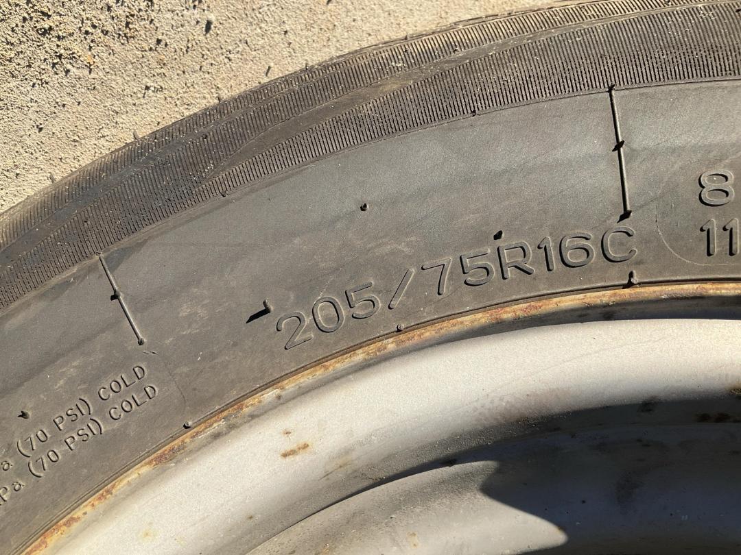 Photo '24' of Nissan Atlas NKN1SF Box Body Photo '24' of Nissan Atlas NKN1SF Box Body