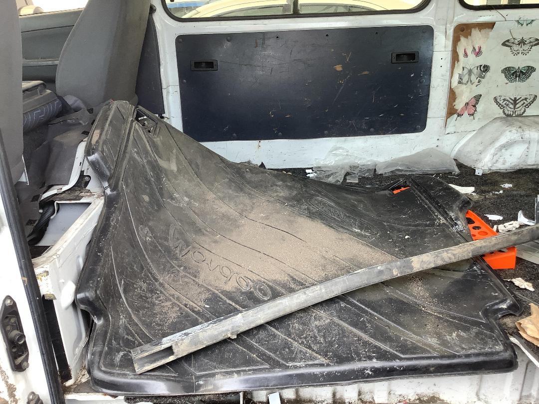 Photo '13' of Nissan Caravan Photo '13' of Nissan Caravan