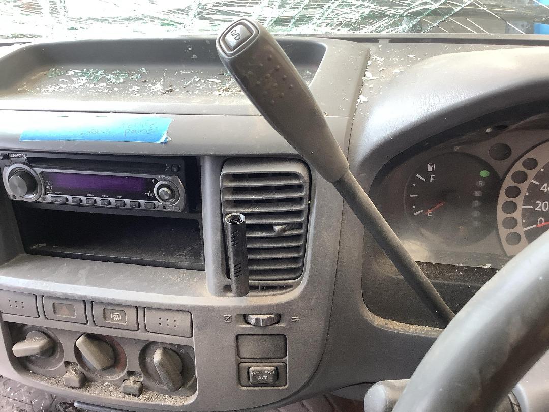 Photo '19' of Nissan Caravan Photo '19' of Nissan Caravan