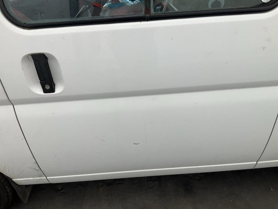 Photo '21' of Nissan Caravan Photo '21' of Nissan Caravan